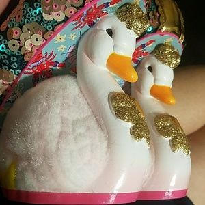 Irregular Choice- Savan Swan (38)